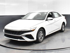 2025 Hyundai Elantra SE Sedan