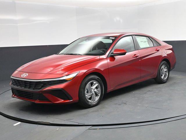 2026 Hyundai Elantra SE's photo