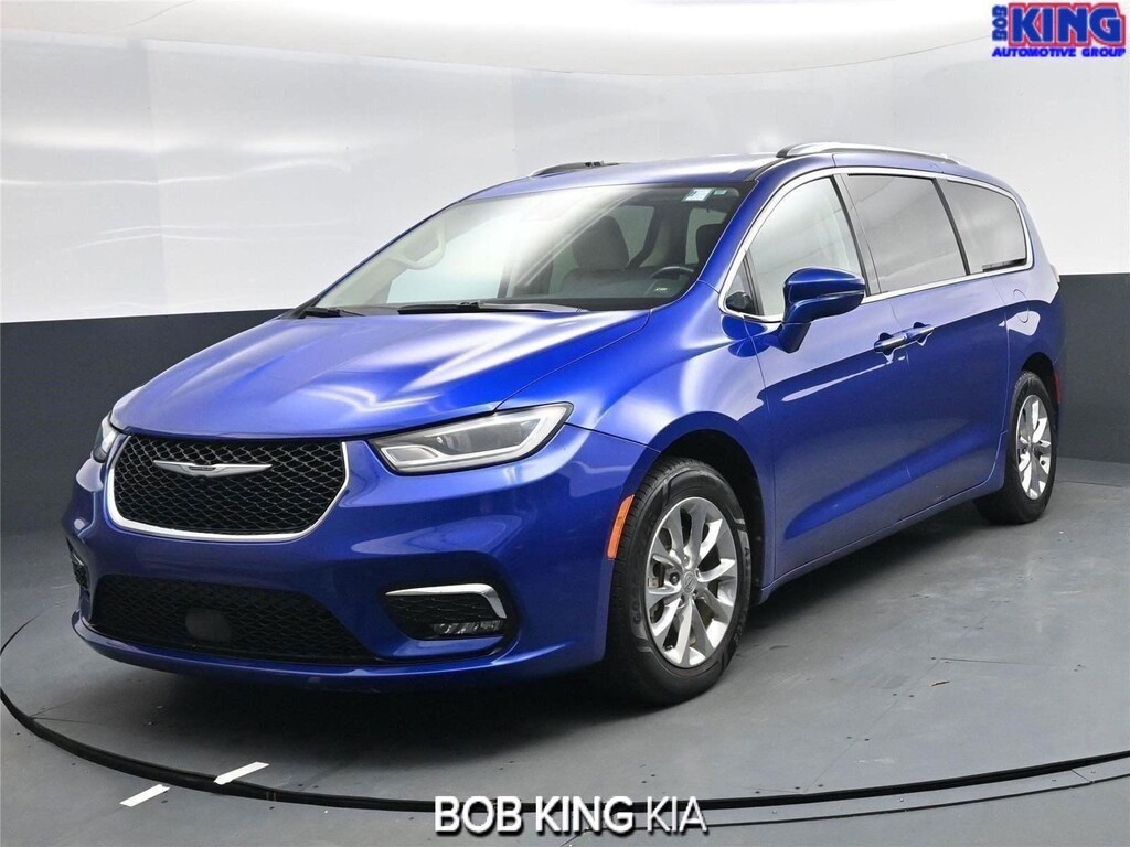 Used 2021 Chrysler Pacifica Touring L Van Passenger Van