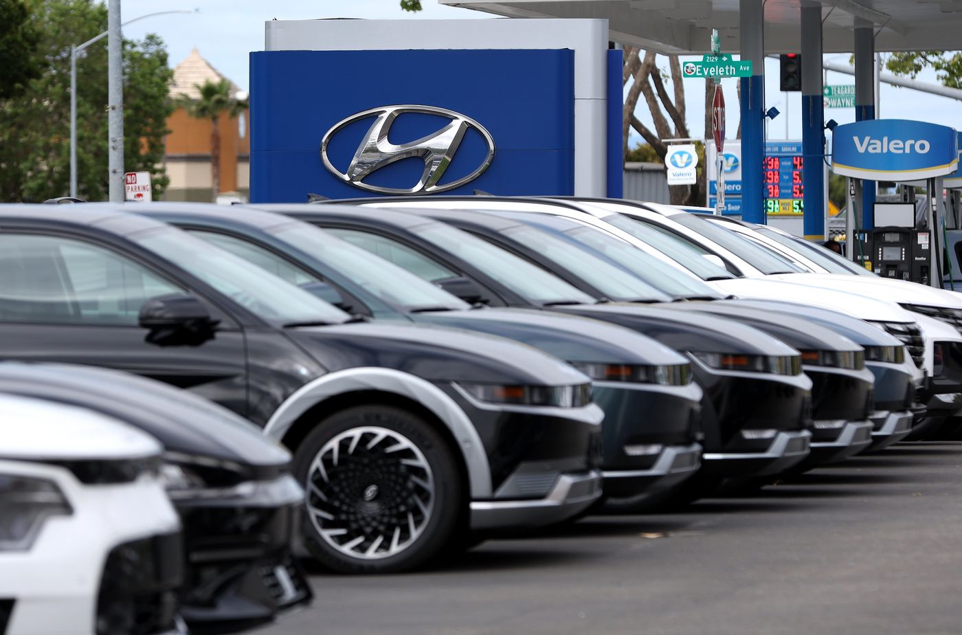 Hyundai Car Lot