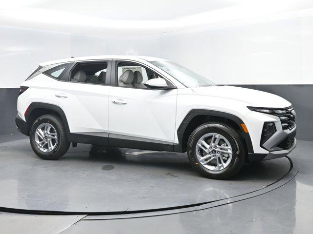 2025 Hyundai Tucson SE photo 2