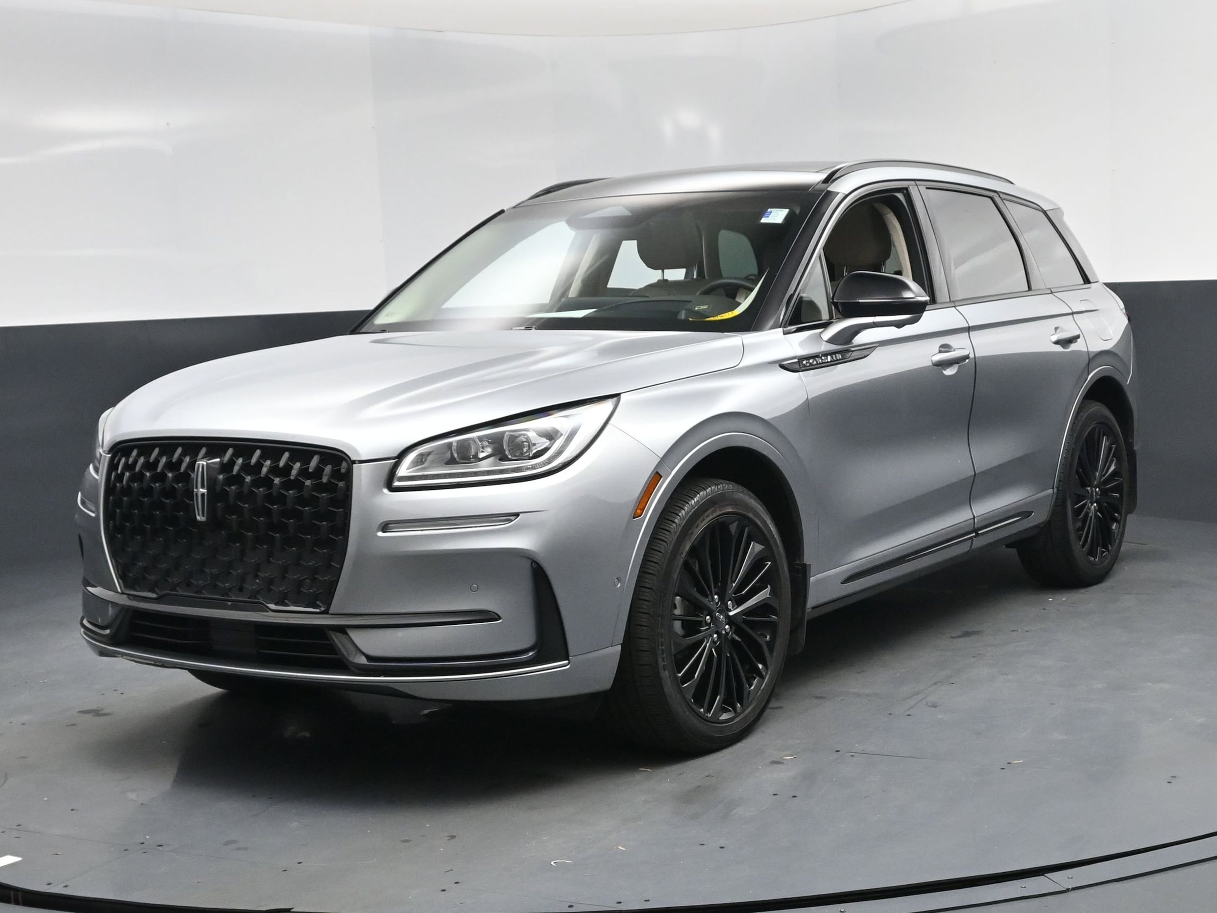 2023 Lincoln Corsair Reserve's photo