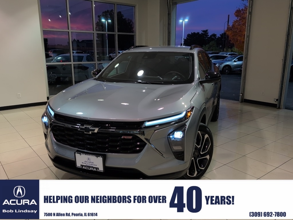 Used 2025 Chevrolet Trax 2RS SUV