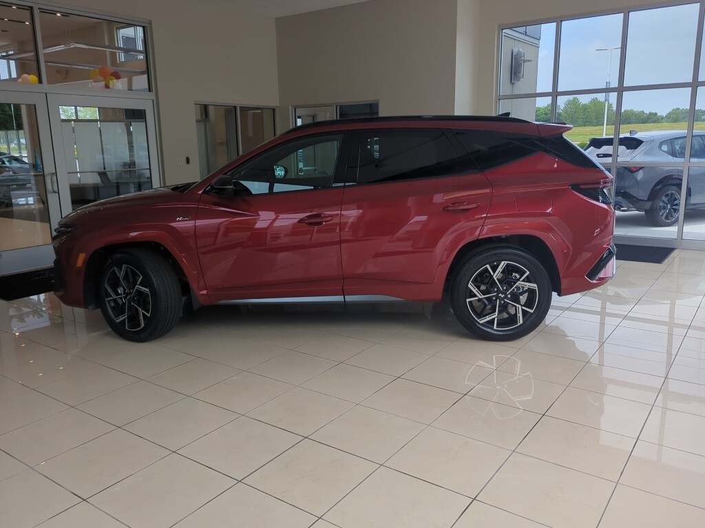 2025 Hyundai Tucson Hybrid N Line photo 2
