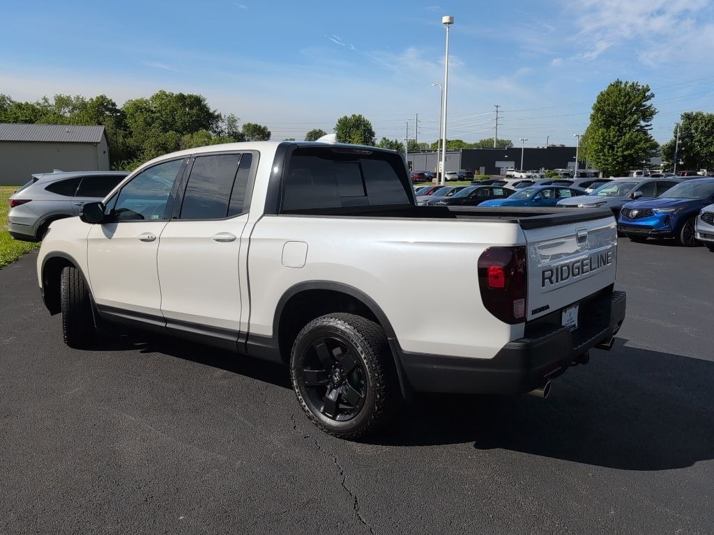 Used 2025 Honda Ridgeline Black Edition Truck Crew Cab