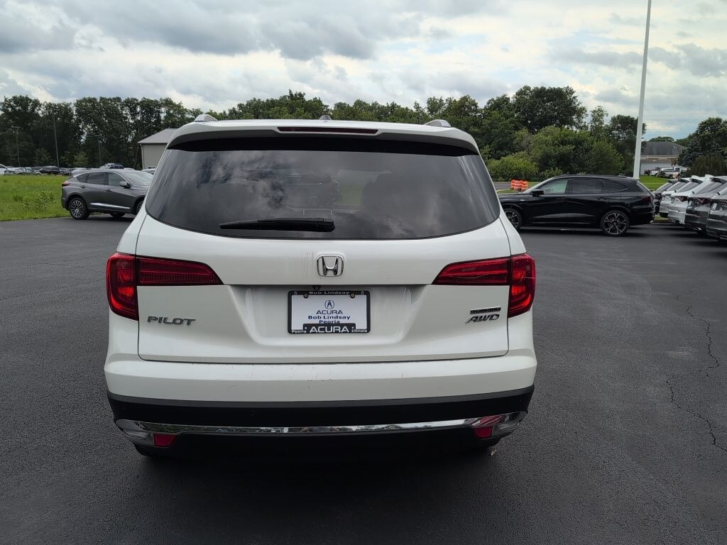Used 2017 Honda Pilot Touring AWD SUV