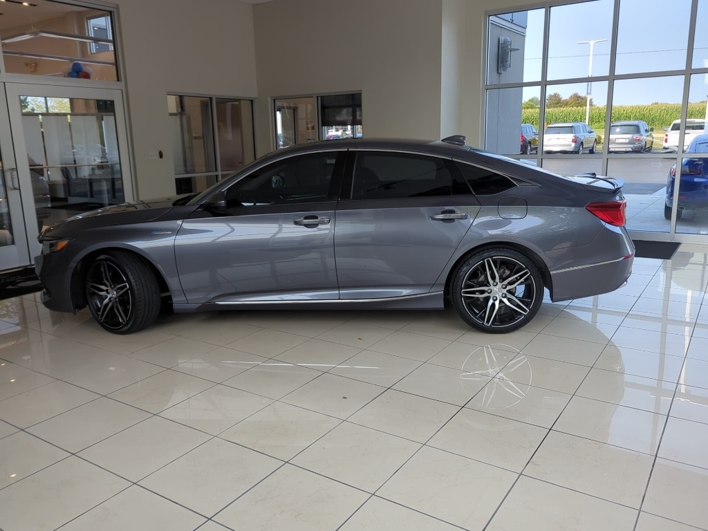 Used 2022 Honda Accord Hybrid Touring with VIN 1HGCV3F98NA010736 for sale in Peoria, IL