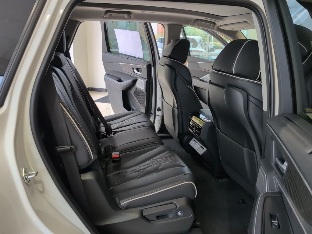 2026 Acura MDX Advance Package - Photo 14