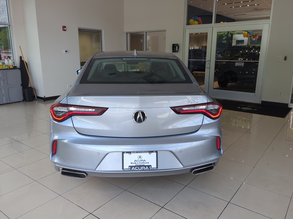 2025 Acura TLX Technology photo 3