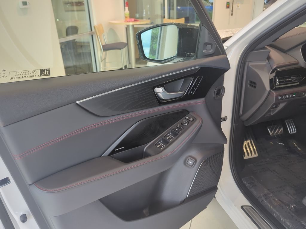 2026 Acura MDX Type S w/Advance Package - Photo 8