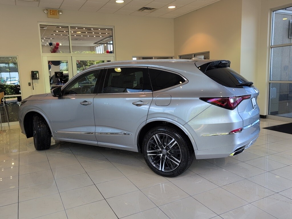 2026 Acura MDX SH-AWD Advance photo 3