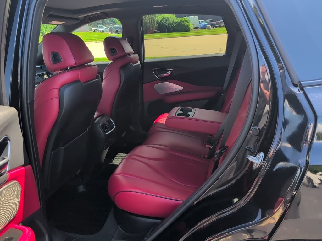 Photo 33