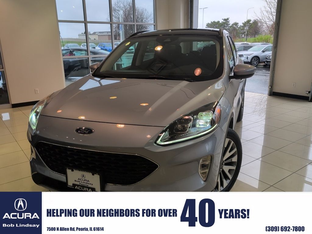 2022 Ford Escape Titanium