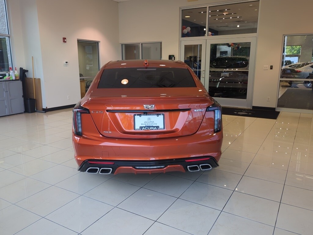 2023 Cadillac CT5 V photo 4