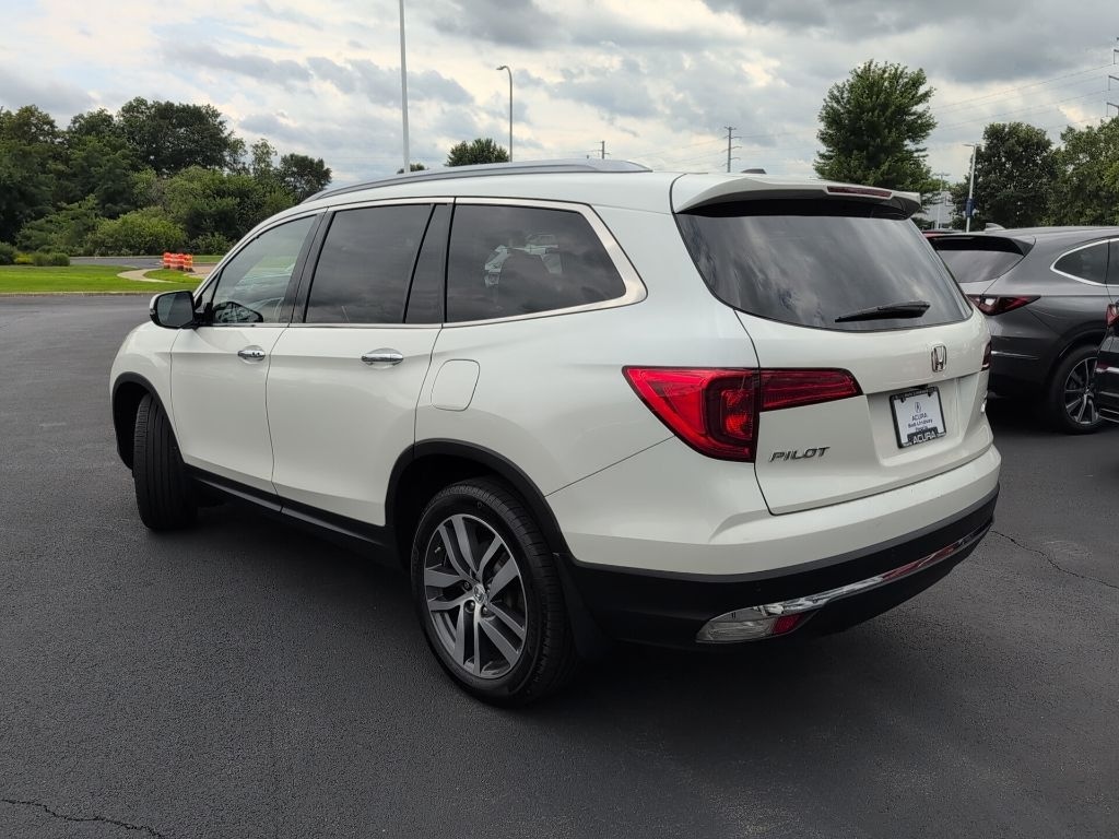 Used 2017 Honda Pilot Touring AWD SUV