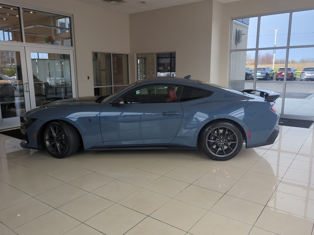 Used 2024 Ford Mustang Dark Horse with VIN 1FA6P8R02R5505180 for sale in Peoria, IL