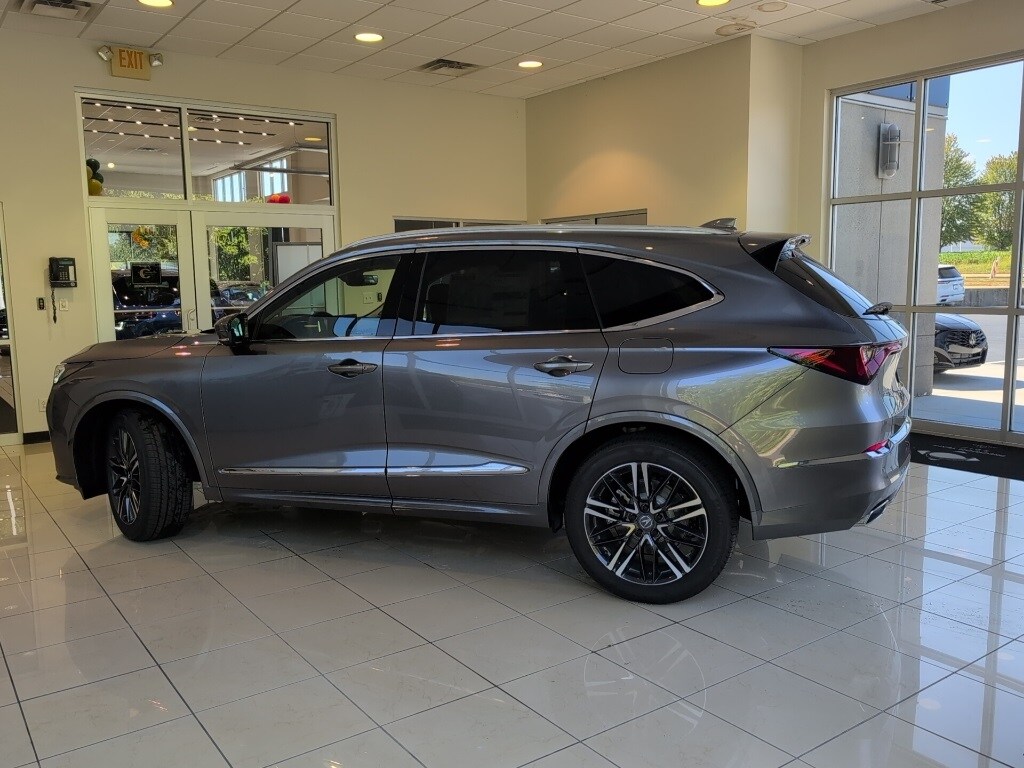 2026 Acura MDX SH-AWD Advance photo 2