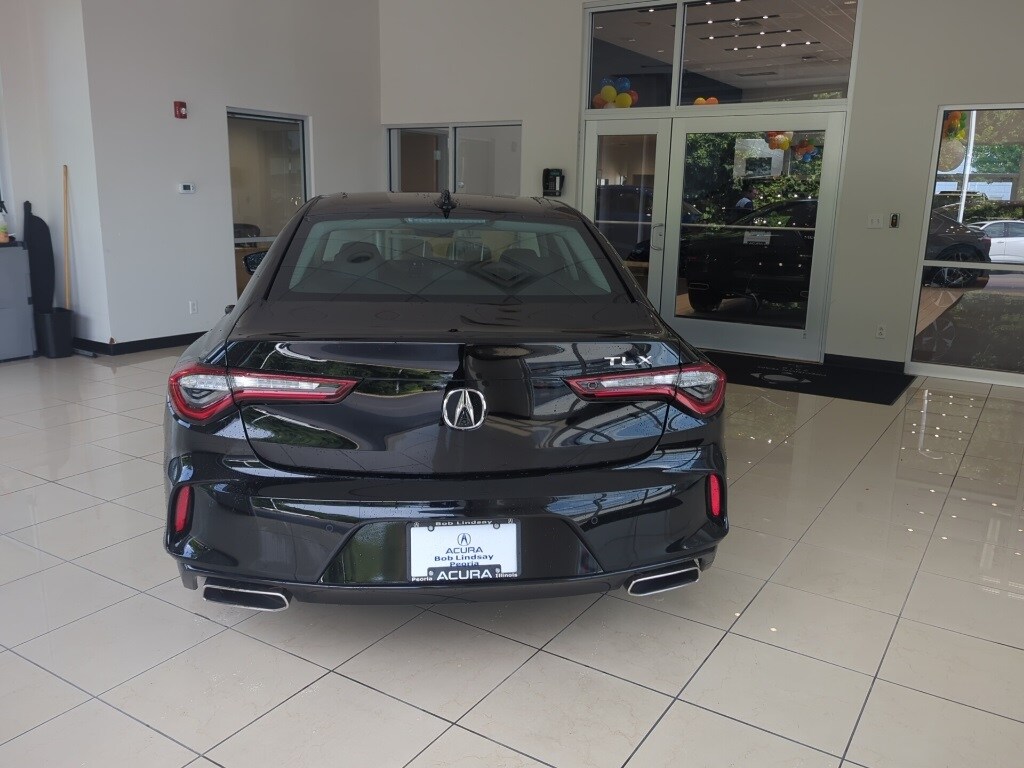 2025 Acura TLX Technology photo 4