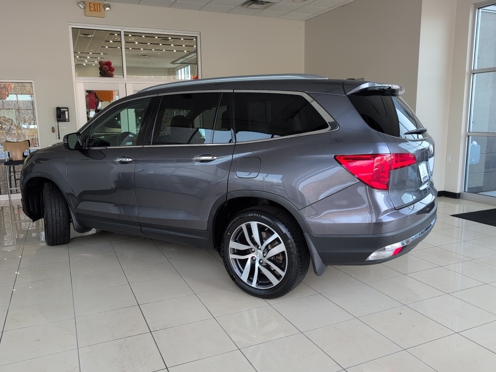 Used 2018 Honda Pilot Elite AWD SUV