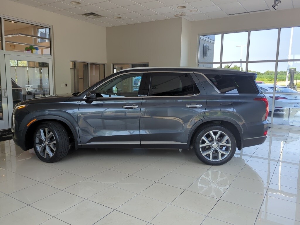 2020 Hyundai Palisade SEL photo 2