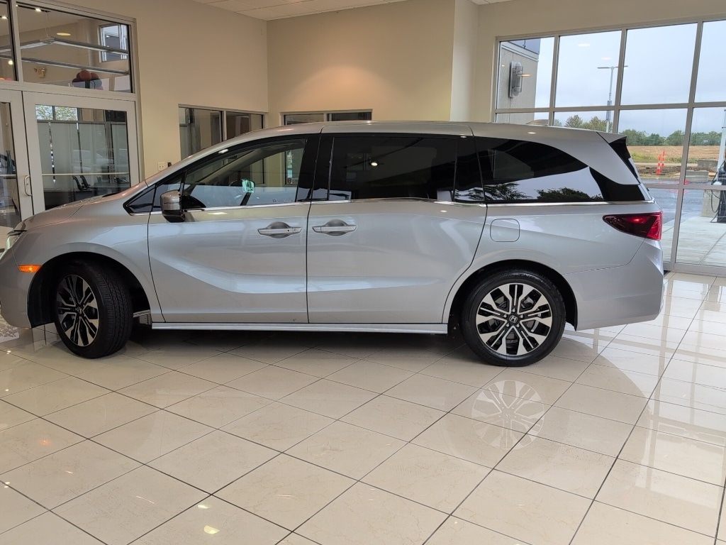 Used 2025 Honda Odyssey Elite Van