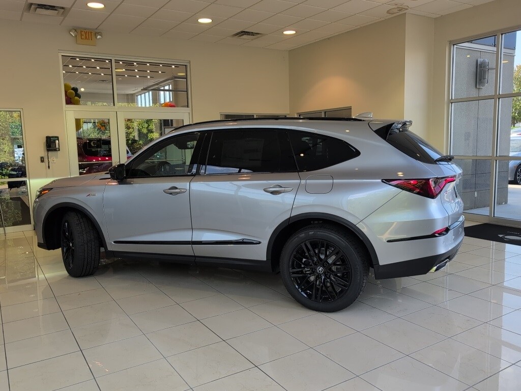 2026 Acura MDX SH-AWD A-Spec Advance photo 3