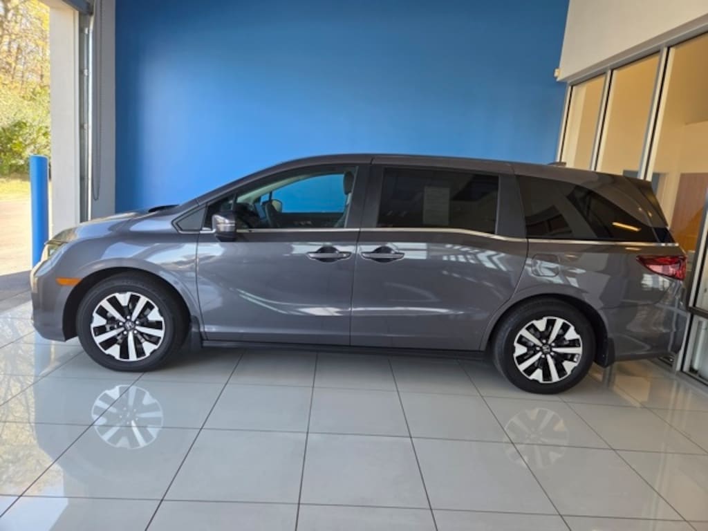 Used 2025 Honda Odyssey EX-L Minivan/Van