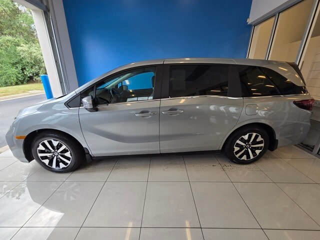 2025 Honda Odyssey EX-L photo 4