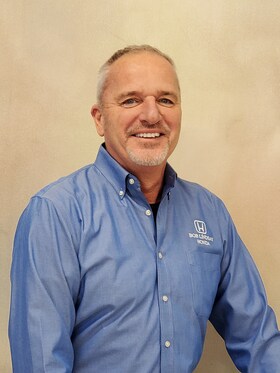 Staff member Bob Fussner from ID_1734a22c9958