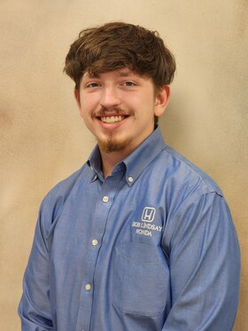 Staff member Ben Damron from ID_62d5274e7142