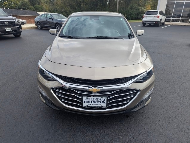 Used 2023 Chevrolet Malibu 1LT with VIN 1G1ZD5ST8PF136599 for sale in Peoria, IL