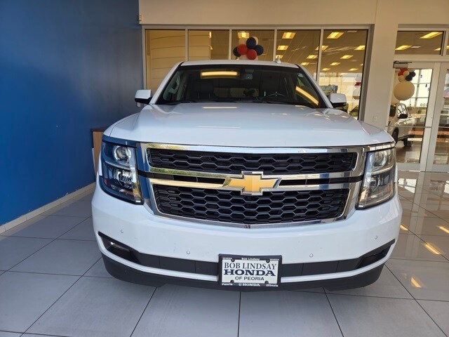 2019 Chevrolet Tahoe LT photo 2
