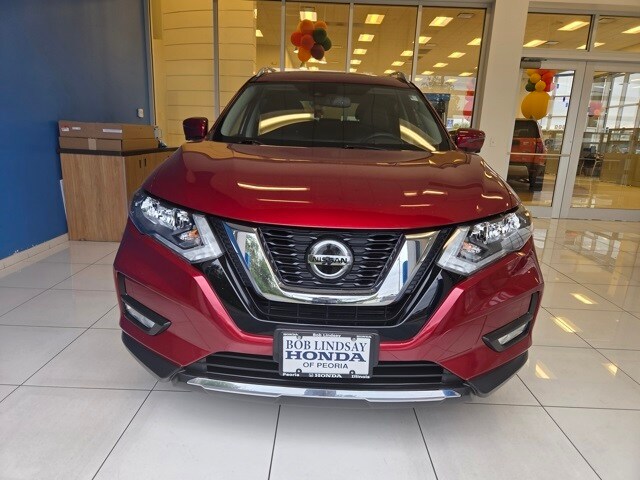 2020 Nissan Rogue SL photo 2