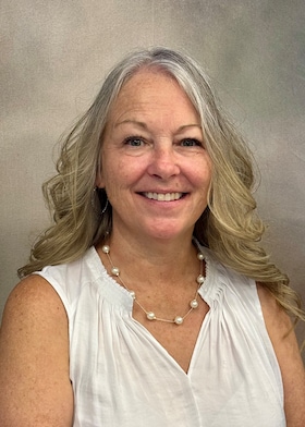 Staff member Deanna Shirley from ID_27da0b4e1e70