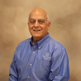 Staff member Ed Maroon from ID_300f0a72312f