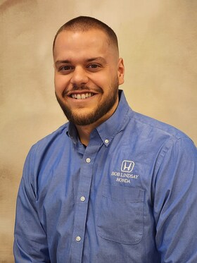 Staff member Logan Wolfe from ID_62d5274e7142