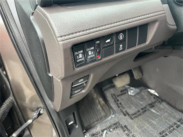 2022 Honda Odyssey EX-L - Photo 21