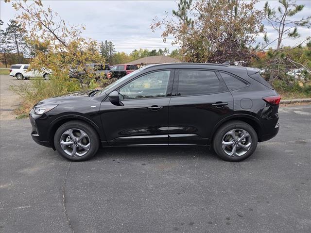 2023 Ford Escape ST-Line's photo