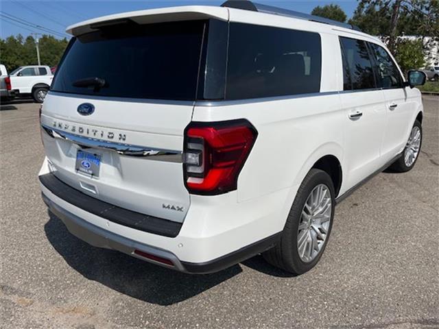 2023 Ford Expedition MAX Limited photo 4