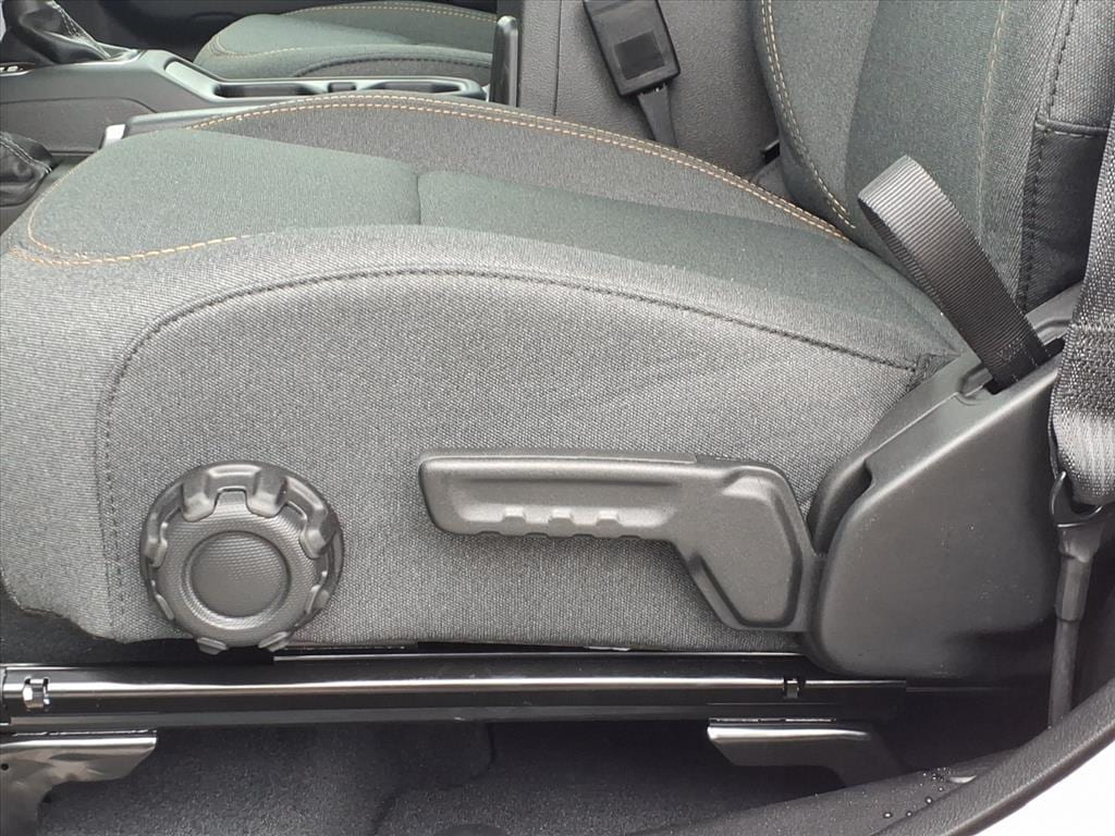 2026 Jeep Wrangler 2-Door Willys - Photo 6