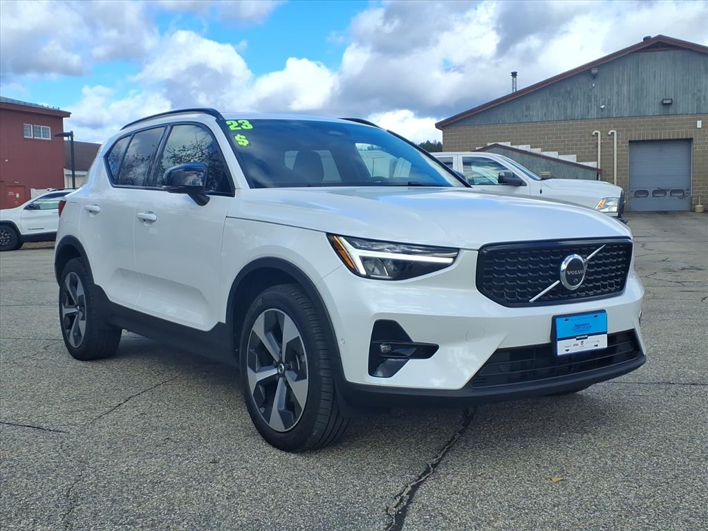 2023 Volvo XC40 Plus