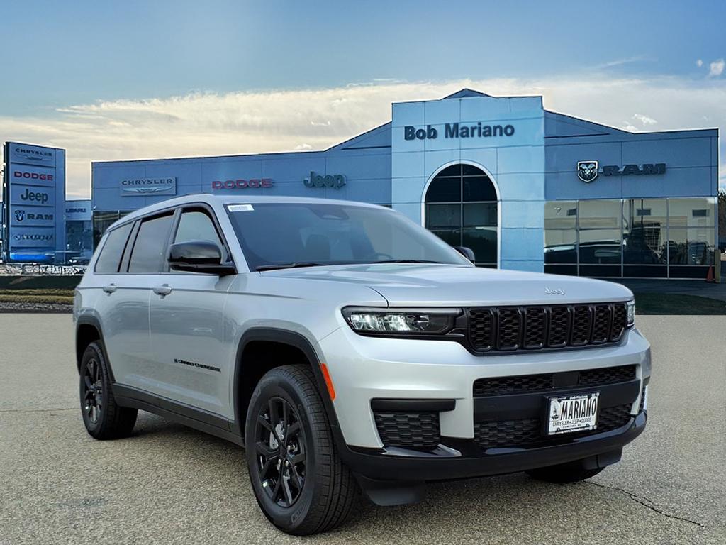 2025 Jeep Grand Cherokee L Altitude's photo