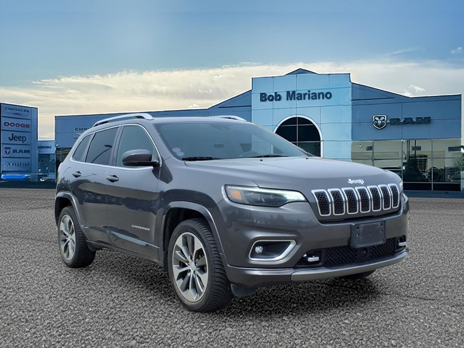 2019 Jeep Cherokee Overland 4X4's photo