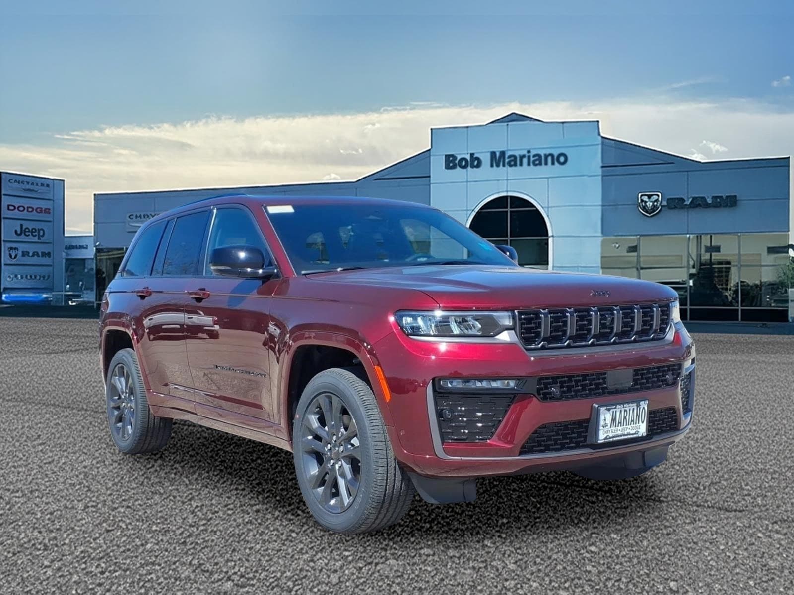 Jeep Grand Cherokee L for Sale Near Concord NH | Laredo, Limited