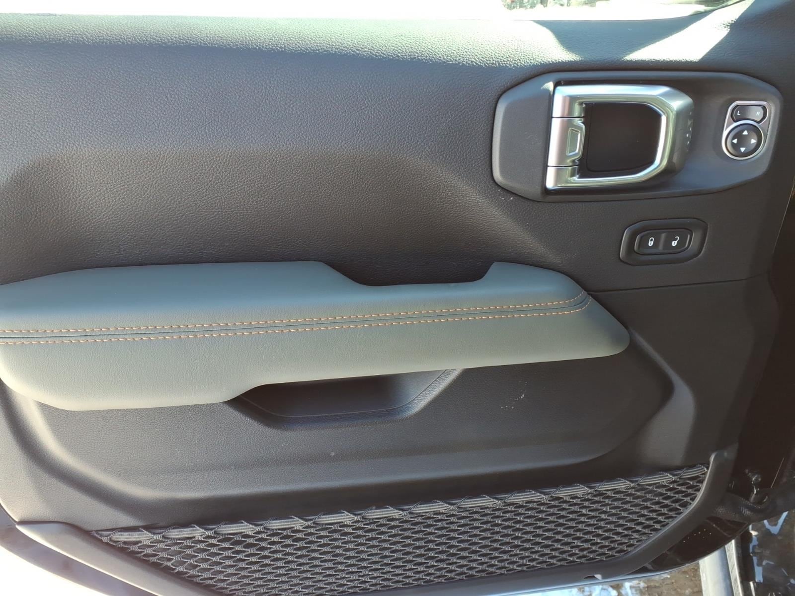 2026 Jeep Gladiator Mojave X - Photo 9