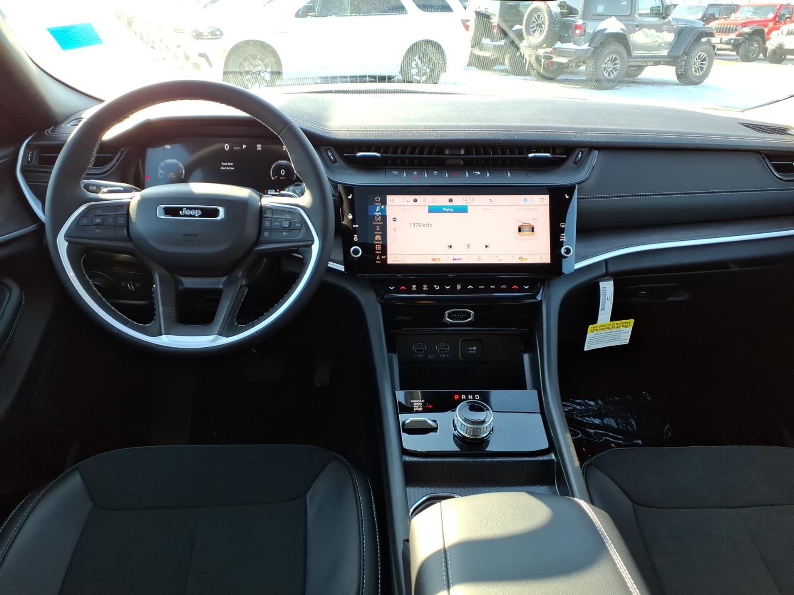2026 Jeep Grand Cherokee Laredo - Photo 7