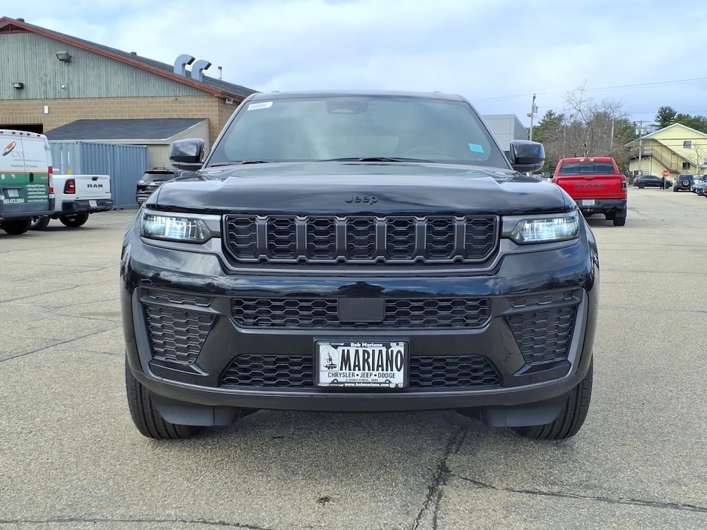 New 2026 Jeep Grand Cherokee Laredo Altitude Sport Utility
