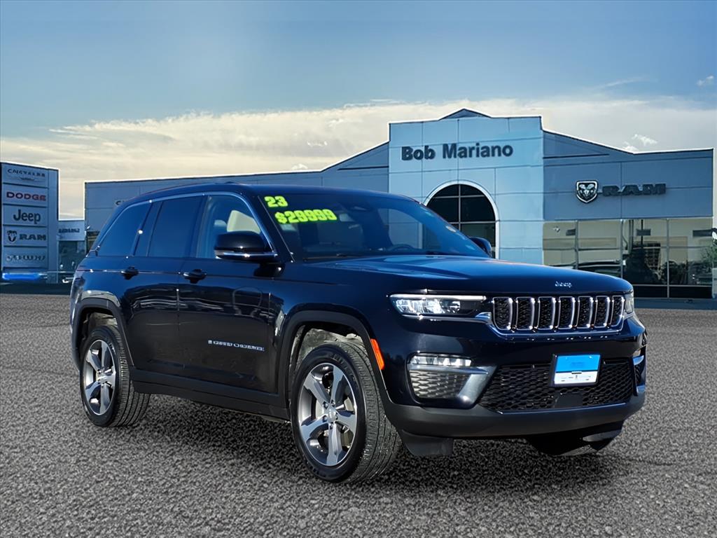 2023 Jeep Grand Cherokee 4xe's photo