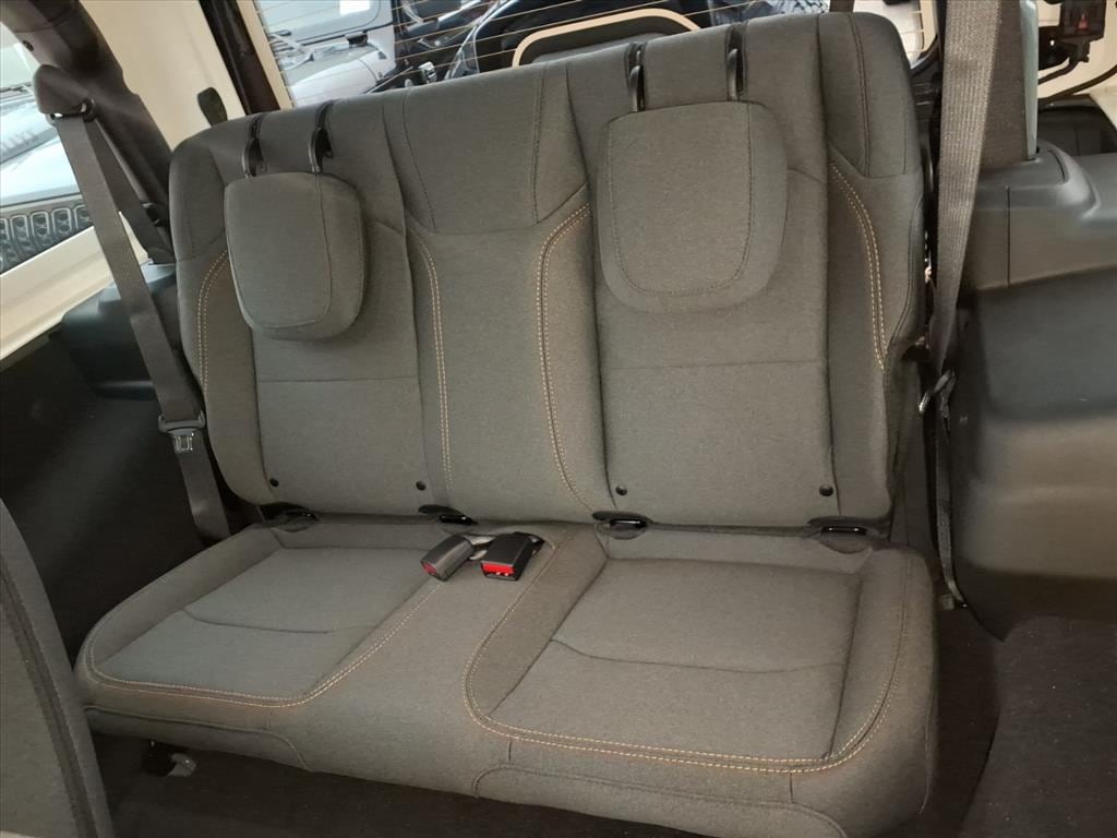 2026 Jeep Wrangler 2-Door Willys - Photo 10