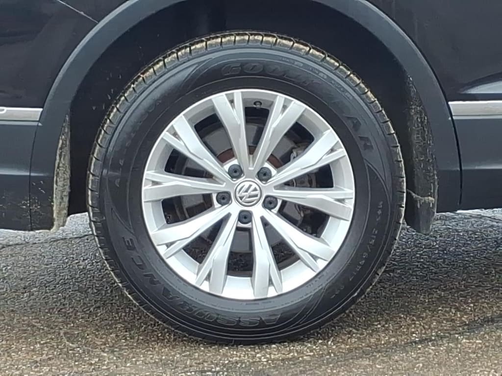 Used 2018 Volkswagen Tiguan SE/SEL 4 Wagon